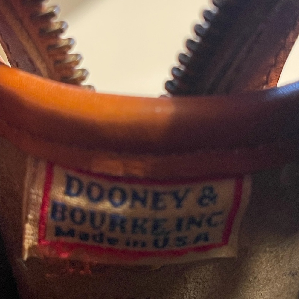 Dooney & Bourke cross body bag - Picture 9 of 13